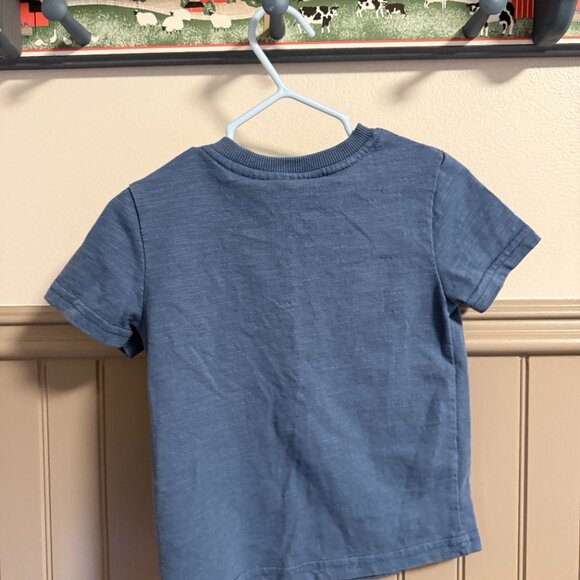 Jarvis Archer Short Sleeve Tee | 18M | Blue with Yellow Lion Print - Picture 2 of 2